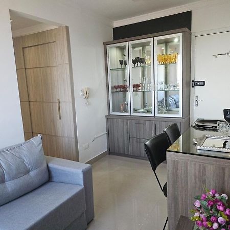 Apartamento Encantador Estacionamento Incluso Sarandi  エクステリア 写真