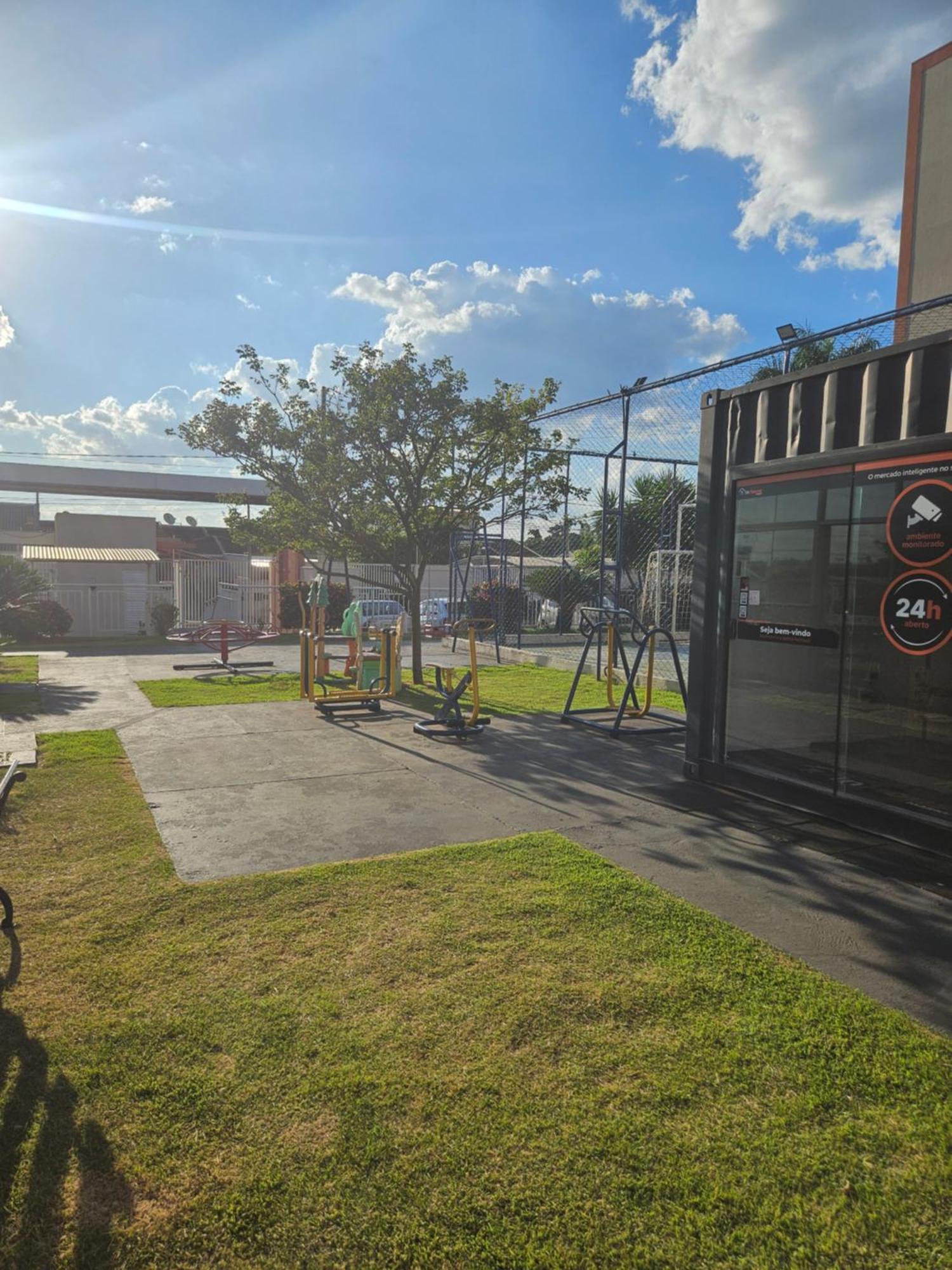 Apartamento Encantador Estacionamento Incluso Sarandi  エクステリア 写真
