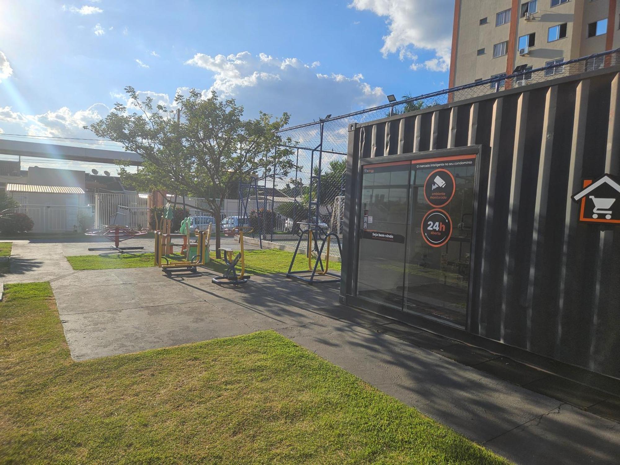Apartamento Encantador Estacionamento Incluso Sarandi  エクステリア 写真